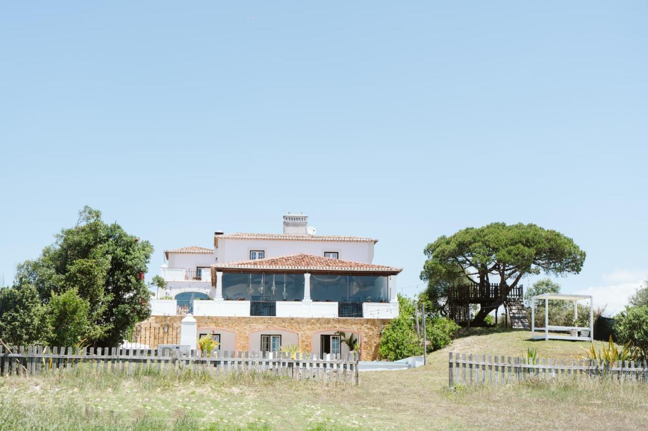 Dreamsea Surf Guest House Gouveia  Экстерьер фото