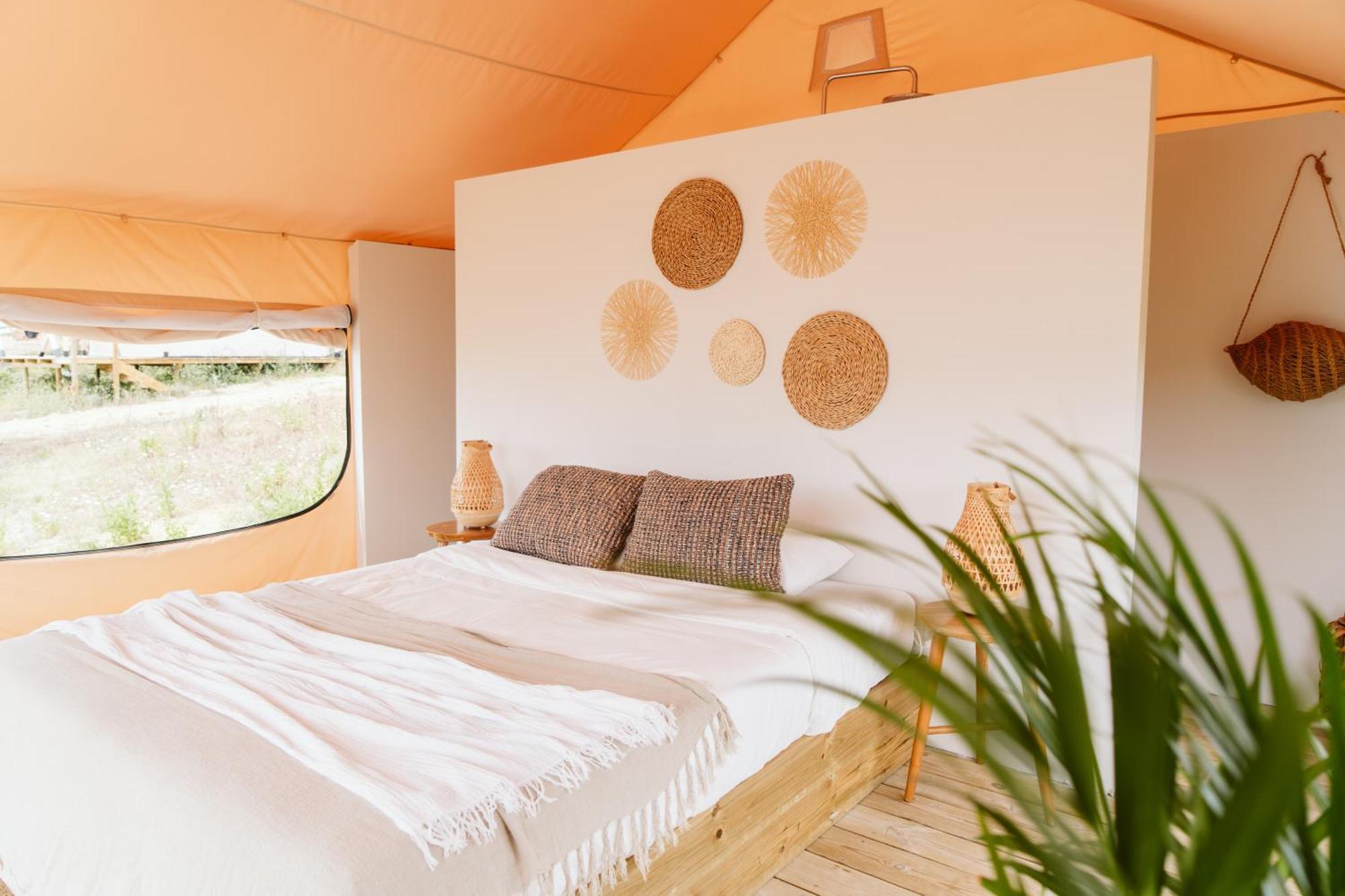 Dreamsea Surf Guest House Gouveia  Экстерьер фото