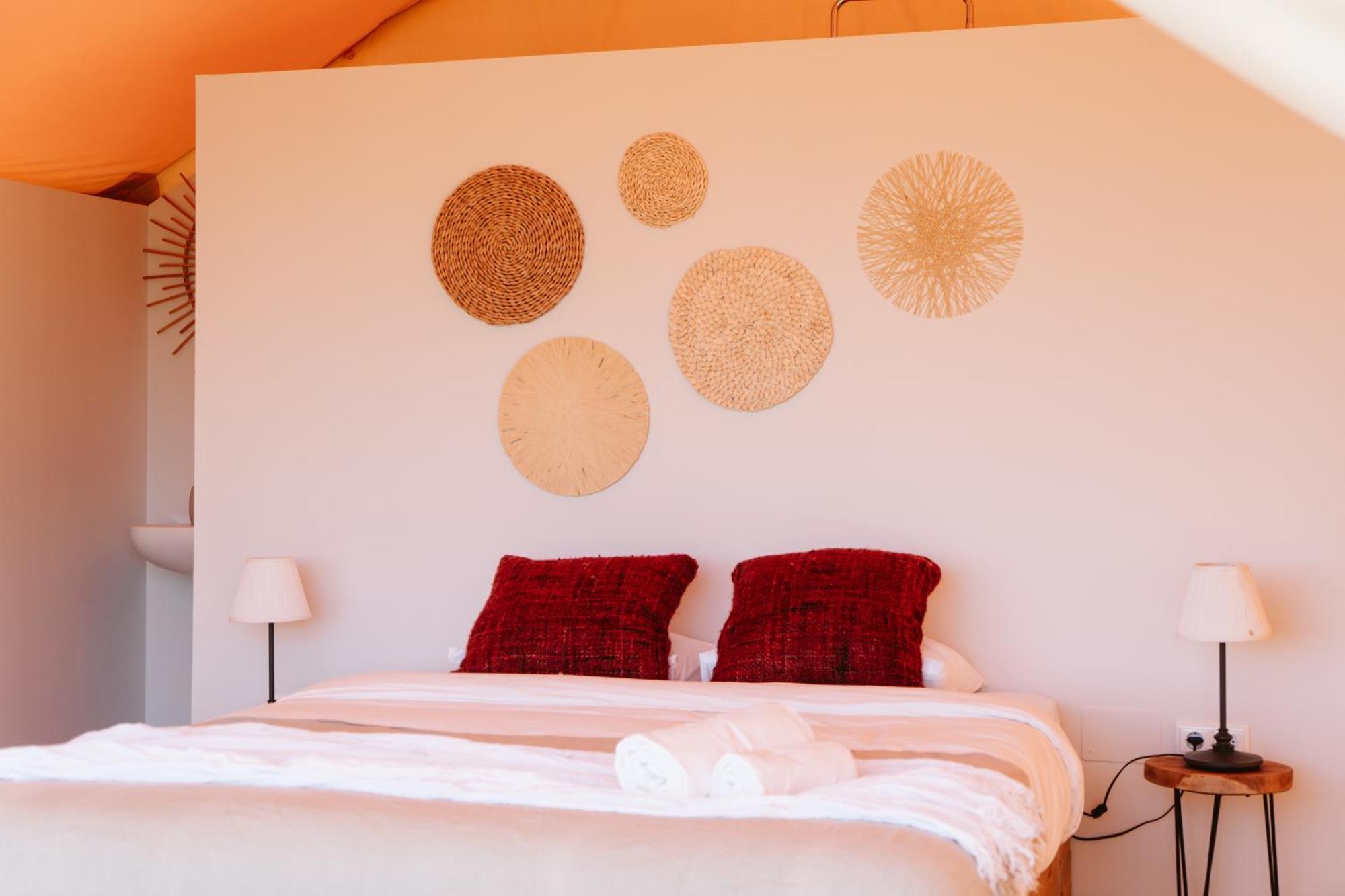 Dreamsea Surf Guest House Gouveia  Экстерьер фото