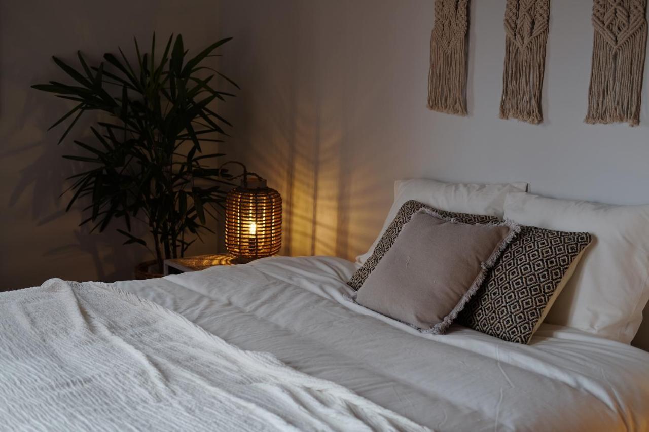 Dreamsea Surf Guest House Gouveia  Экстерьер фото