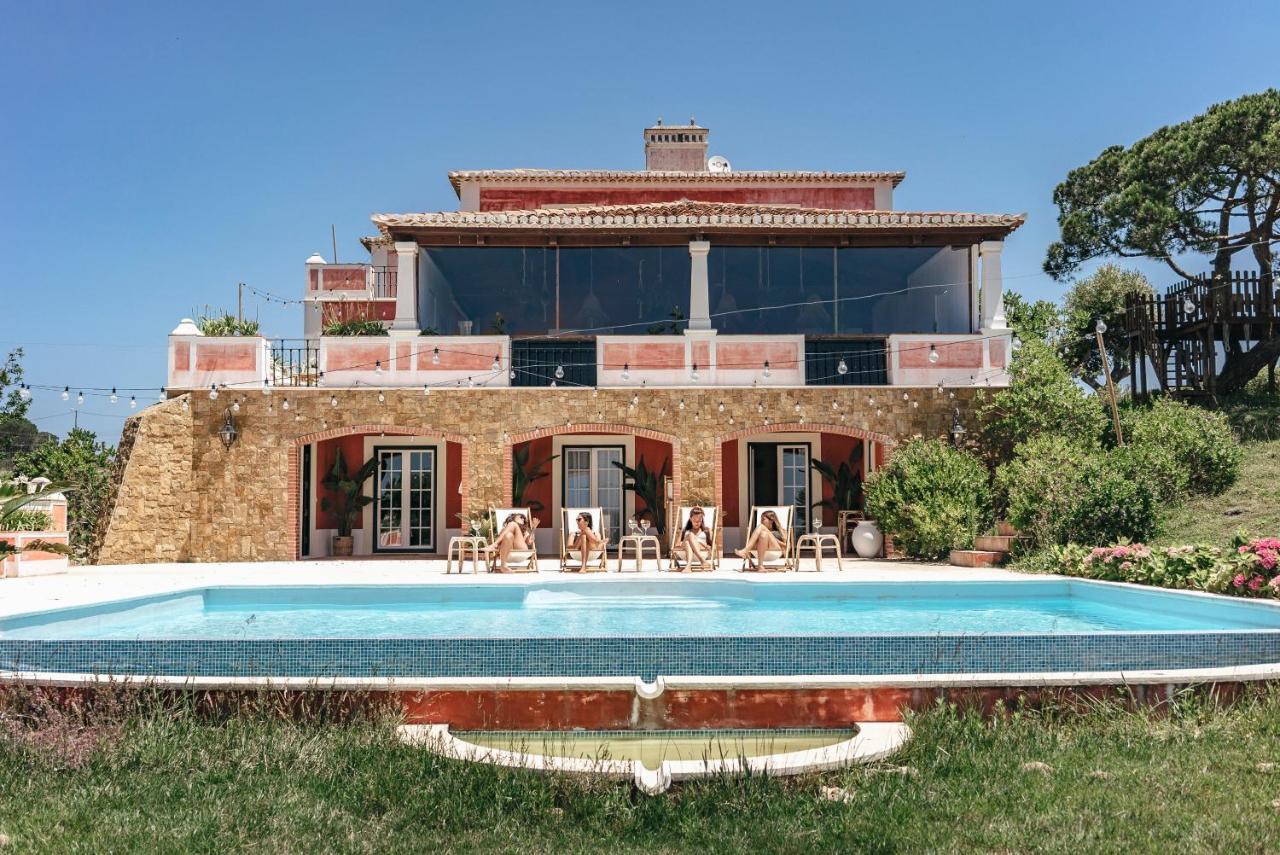 Dreamsea Surf Guest House Gouveia  Экстерьер фото
