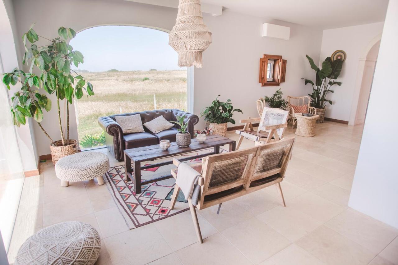 Dreamsea Surf Guest House Gouveia  Экстерьер фото